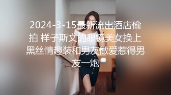 欲火难耐？夹娃娃机店上演活春宫　网笑：今晚吃鸡｜