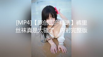 哥哥偷看我跟同学做爱性情大发加入3P肉搏战