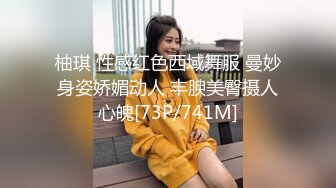 帅小伙约操花裙兼职外围美女，现金支付先调调情，骑在身上互摸，转战床上吸吮大屌，69舔逼正入爆插小穴