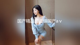 偷拍齐刘海披肩发碎花连衣裙小美女追了一路才拍到脸