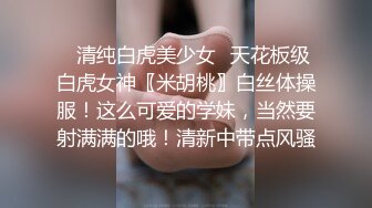 老婆露脸12，对着手机正脸表情，张大嘴快满了