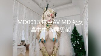 黑白配大乱斗激情4P演绎，黑人这大驴鸡巴狂草亚裔两美女，这大鸡巴一点不怜香惜玉，各种抽插爆草这谁顶得住