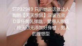 -短发清纯系美女3P双男 前面插嘴后面舔逼 按双腿抽插无套内射